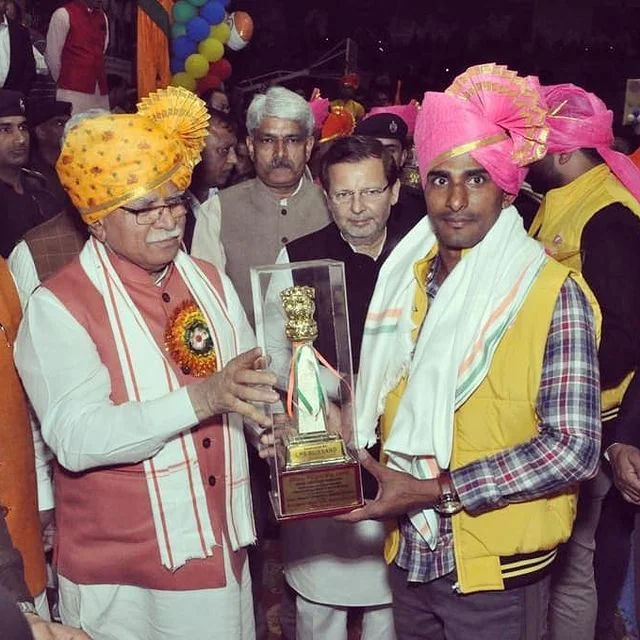 Surender Nada Biography (Kabaddi - Haryana Steelers): Early Life, Career, Pro Kabaddi League, Family, Wife, Kids, Awards, Achievements, Records, Social Media 5 Surender Nada Biography