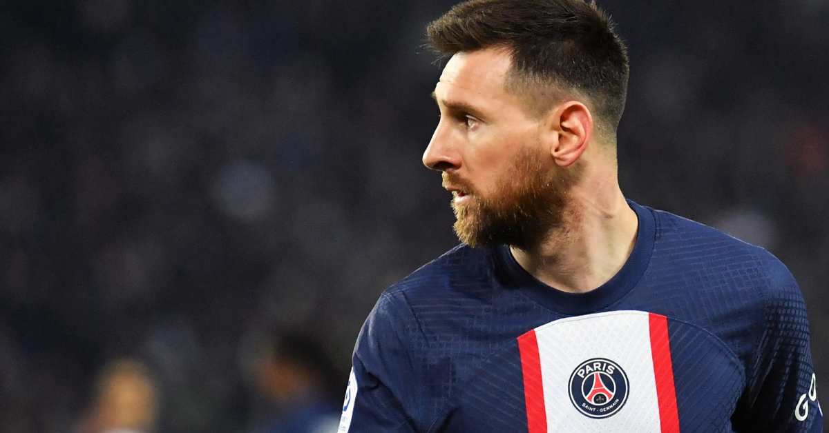 Lionel Messi Transfer News Barcelona is negotiating the opening of a Lionel Messi museum in order to raise funds toward re-signing the PSG star player-compressed
